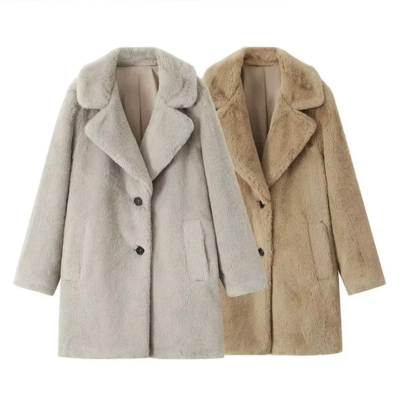 Guadalupe | Long faux fur coat