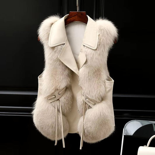 NEREIDA – EMPRESS FAUX FUR VEST