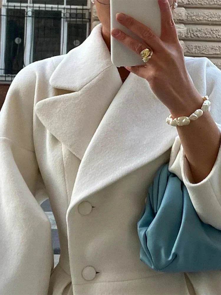 Dulce | Coat with puff sleeves and lapels