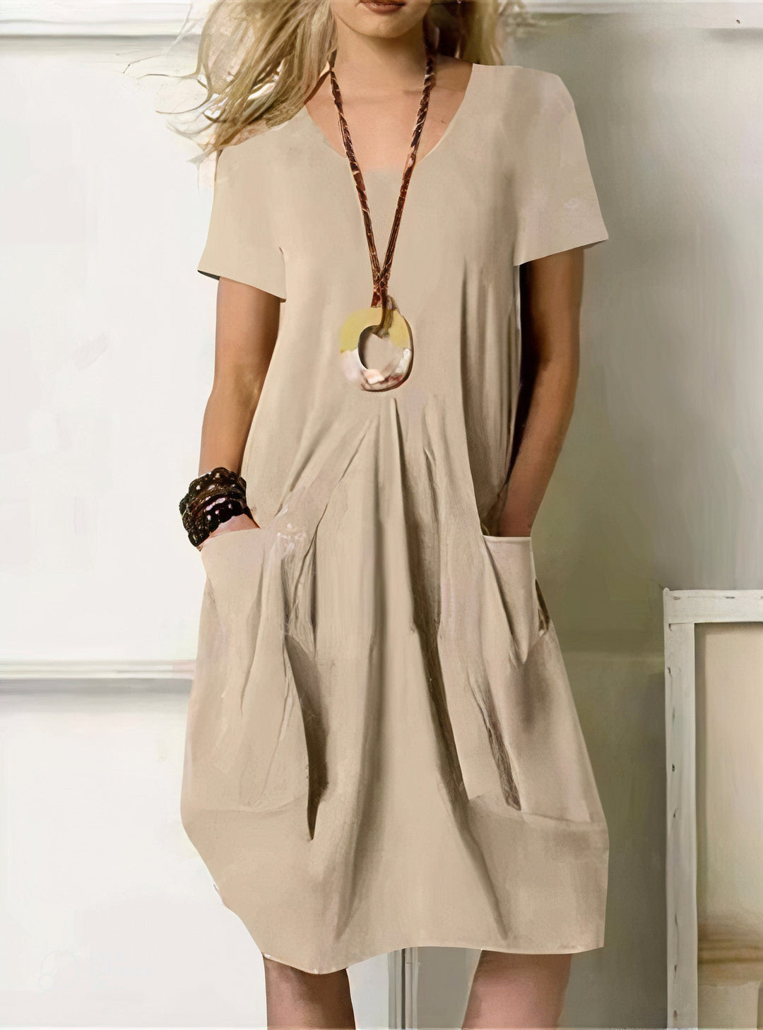 Danica – Pleated Pocket Midi Dress