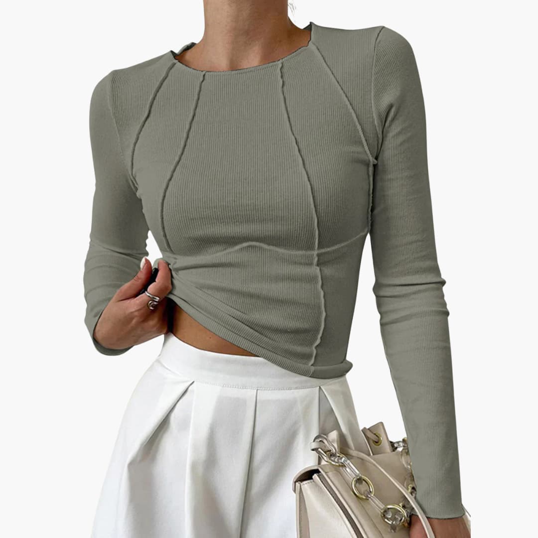 Saskia – Sculpted Seam Long Sleeve Top