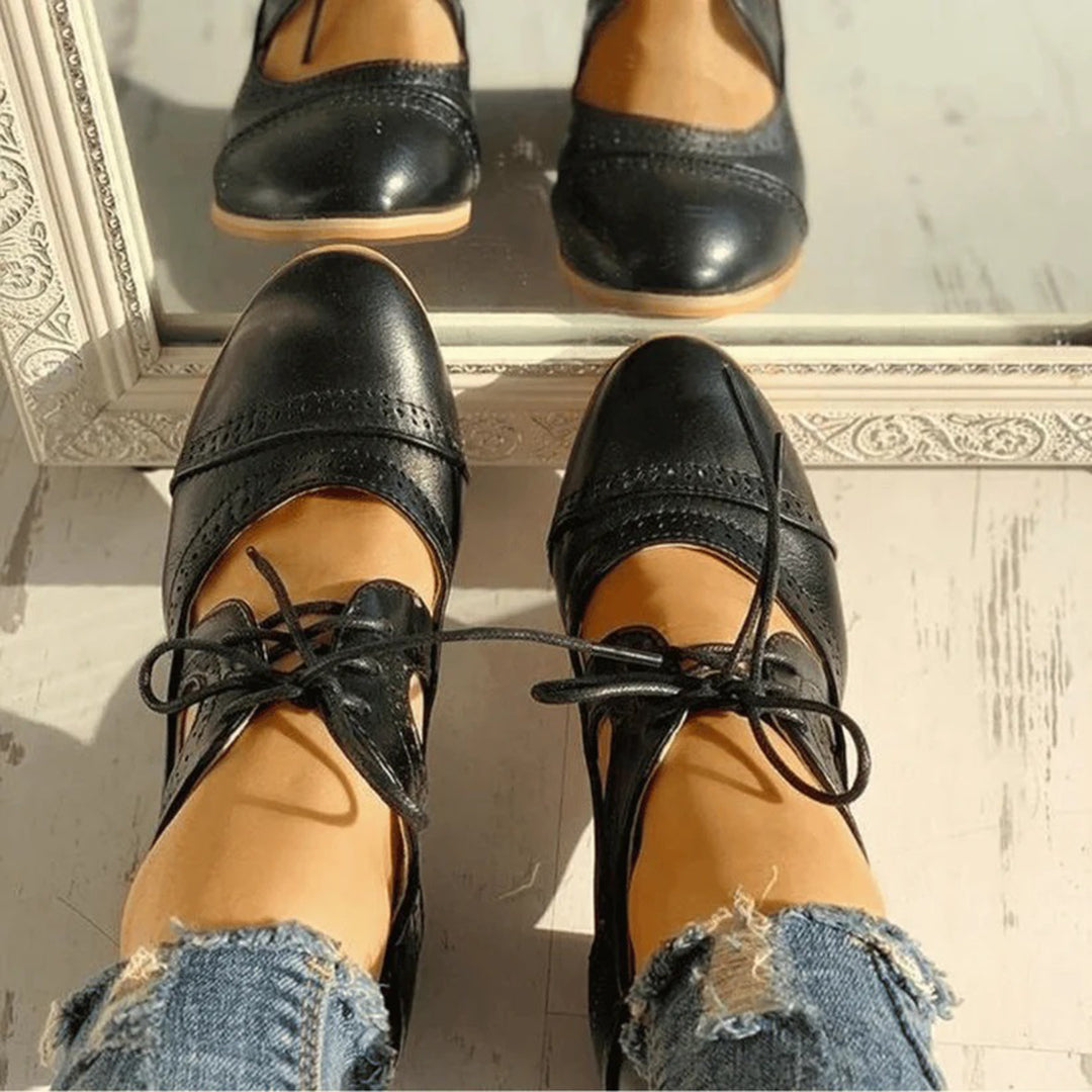 Women's Retro Oxford Heels with Cutout Detail and Block Heel
