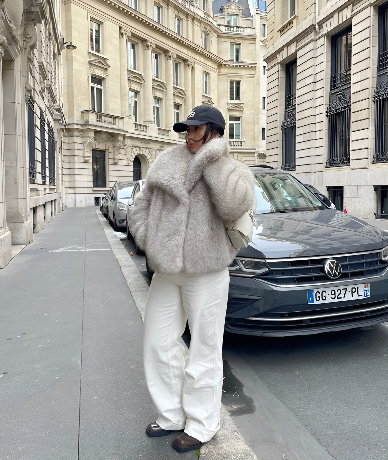 Gabriela | Fur coat with lapel collar