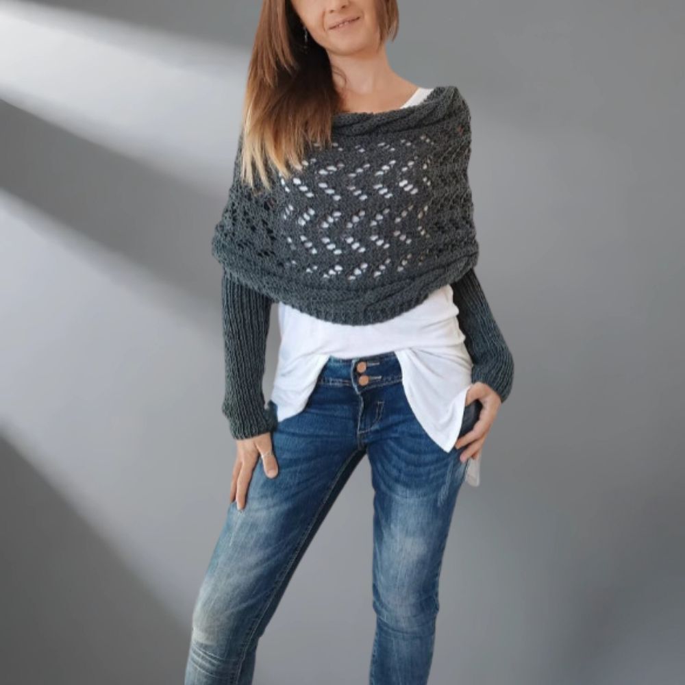 Louve | Elegant and Warm Shawl