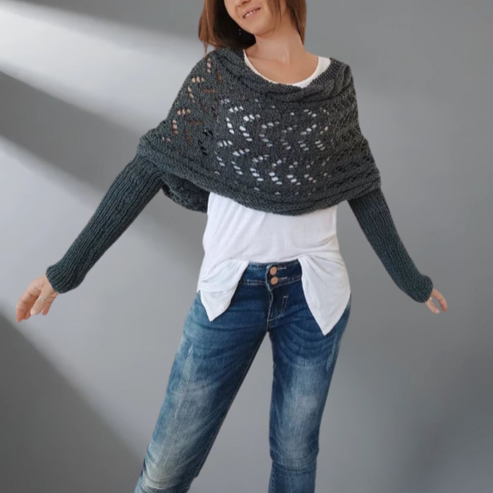 Louve | Elegant and Warm Shawl