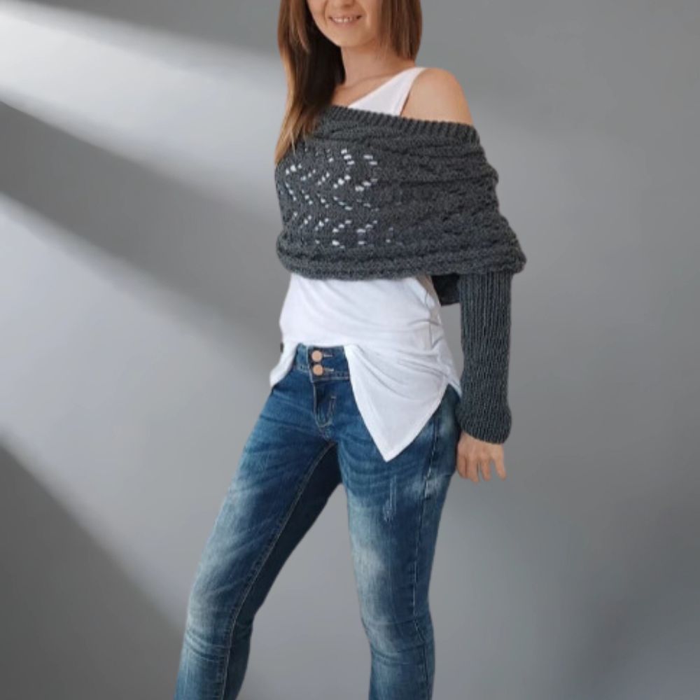 Louve | Elegant and Warm Shawl