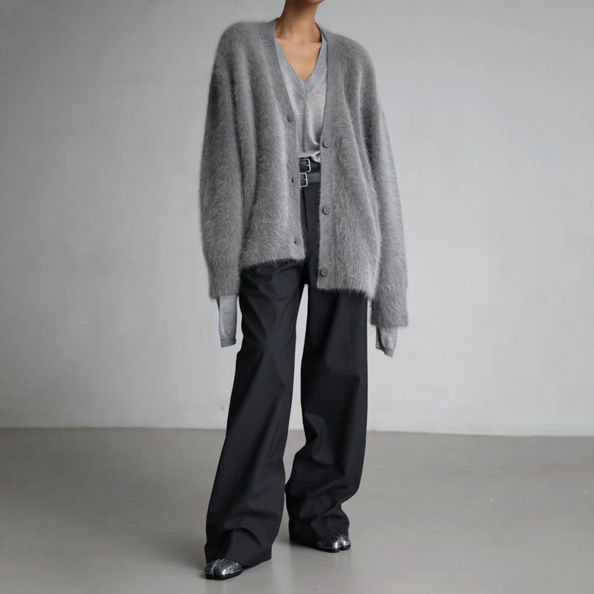 Women's mink knitted v-neck cardigan