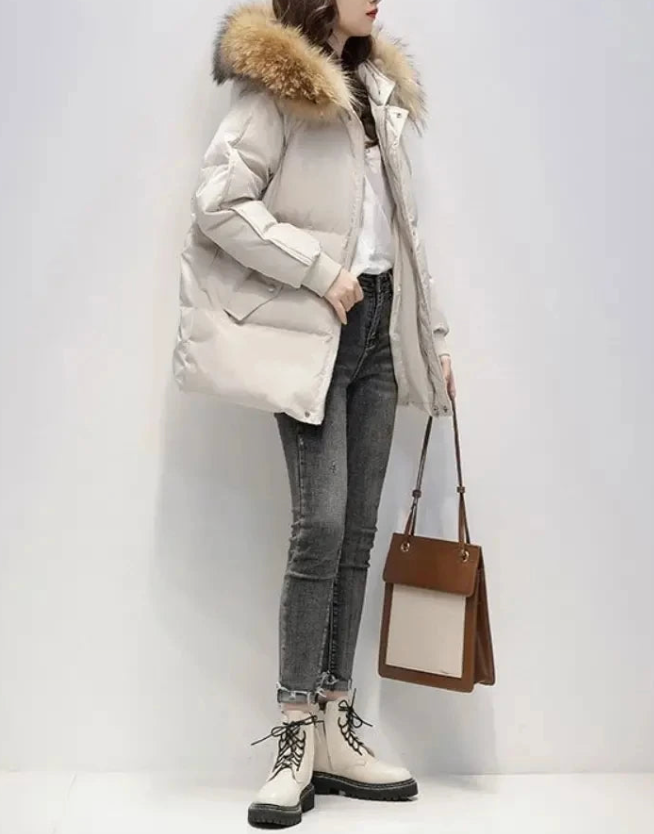 Otilia | Relaxed and timeless winter coat