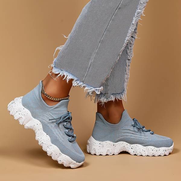 Women's Lightweight Sneakers for Comfort and Style