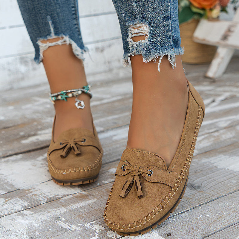 Women's Slip-On Shoes with Bow Detail and Cushioned Sole