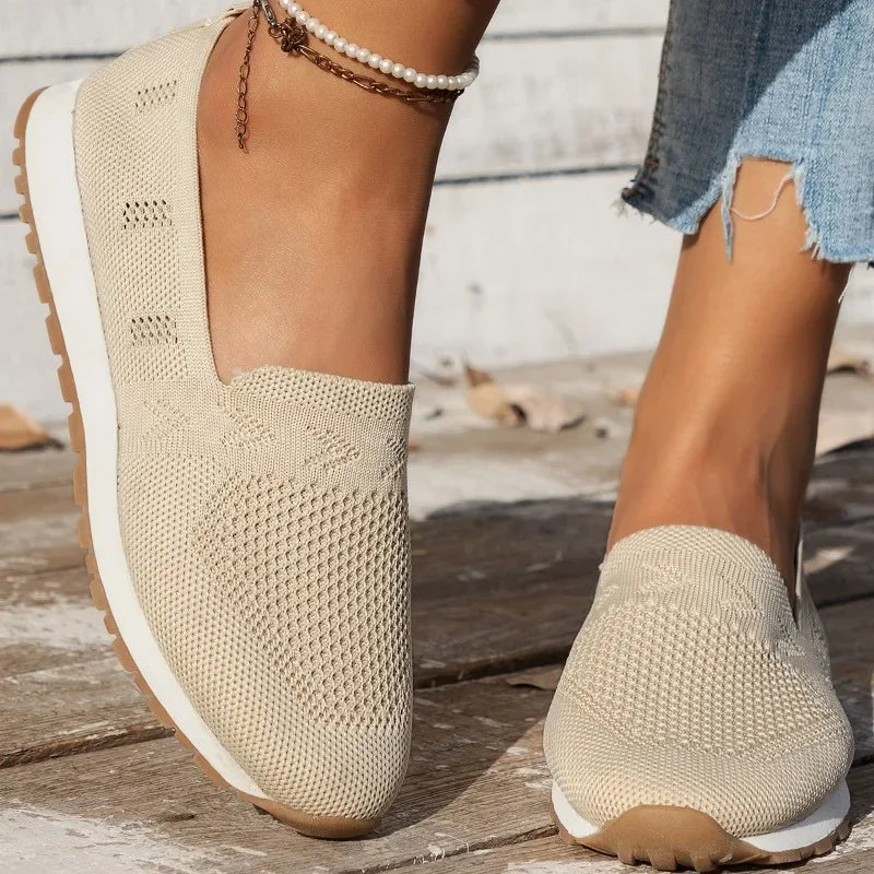Women's Lightweight Slip-On Loafers with Cushioned Sole